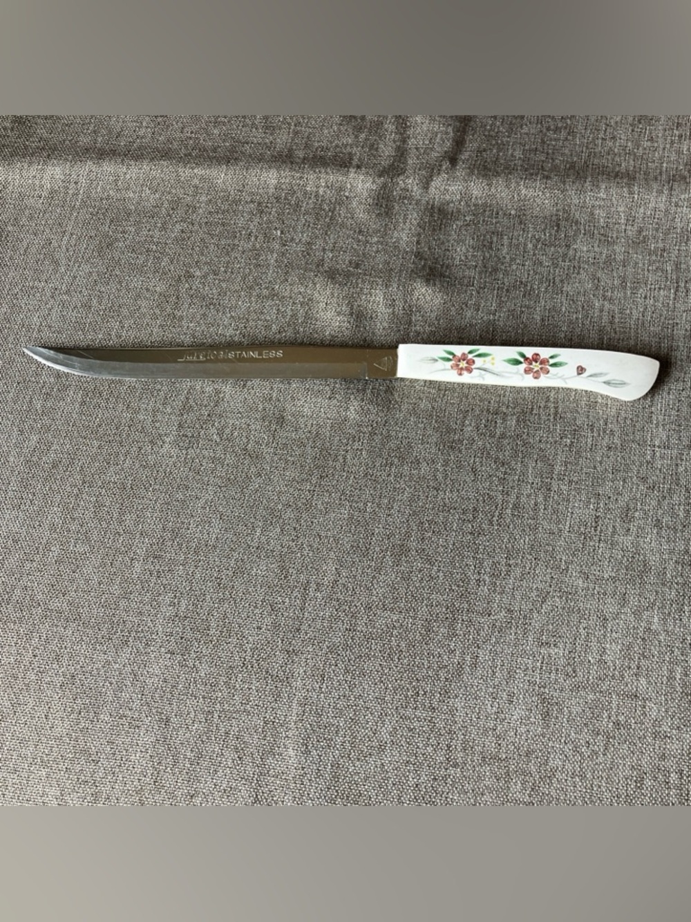 VTG Household Surgical Stainless Carving Knife White Handle Red Vine flowers 13"
